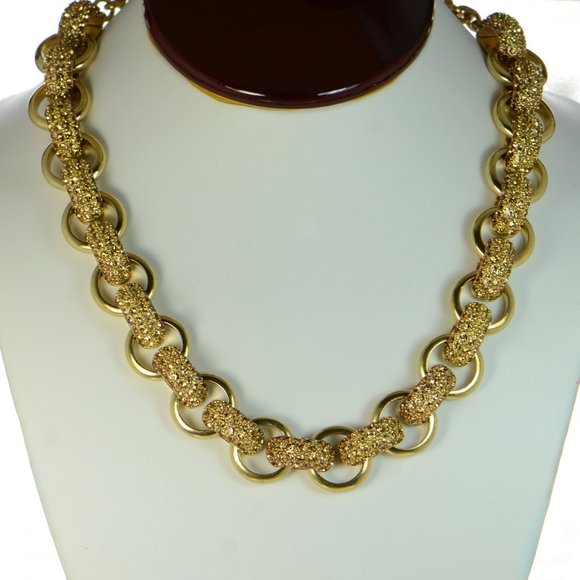 100% Authentic! Oscar De La Renta Pave Bull Horn Link Necklace